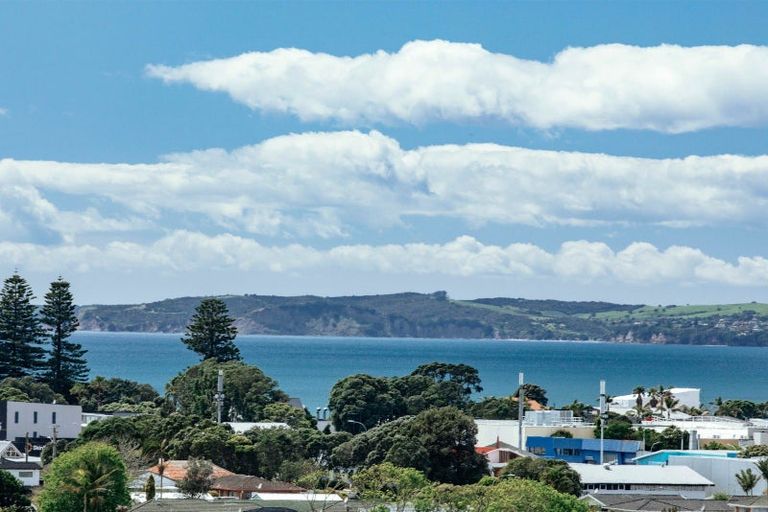 Photo of property in 49 The Ritz, Orewa, 0931