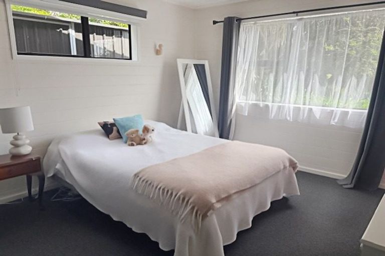 Photo of property in 115 Koputara Road, Himatangi Beach, Foxton, 4891