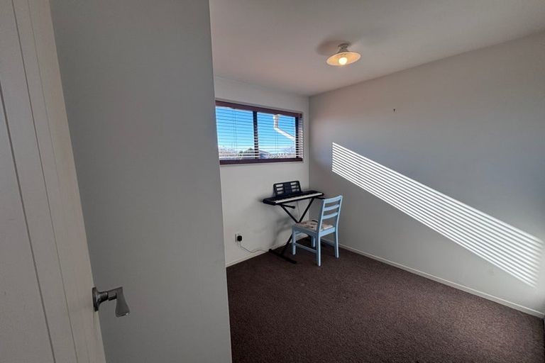 Photo of property in 60 Dunbarton Street, Redwood, Christchurch, 8051