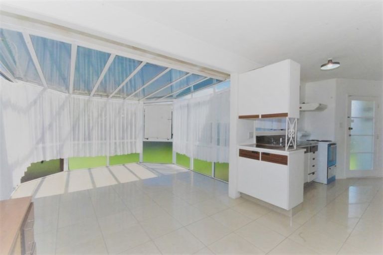 Photo of property in 42 Diorella Drive, Clover Park, Auckland, 2019