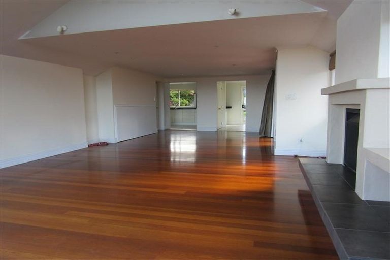 Photo of property in 62 Hebron Road, Waiake, Auckland, 0630