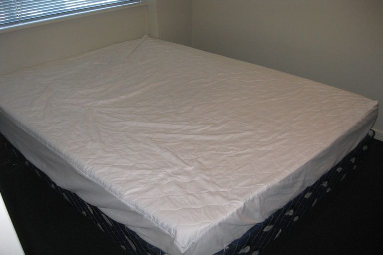 Photo of property in Terrace Tower Apartments, 4a/126 The Terrace, Wellington Central, Wellington, 6011