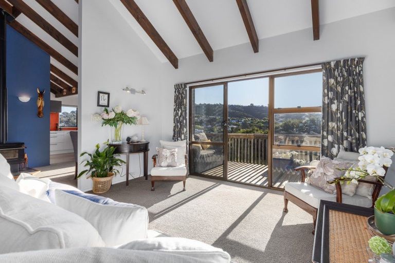 Photo of property in 72 Leeward Drive, Whitby, Porirua, 5024