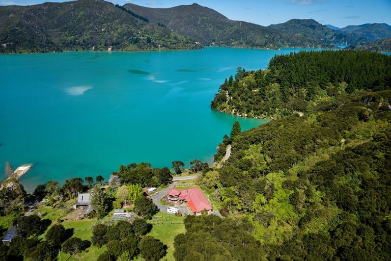 Photo of property in 5078 Kenepuru Road, Ohauparuparu Bay, Picton, 7282