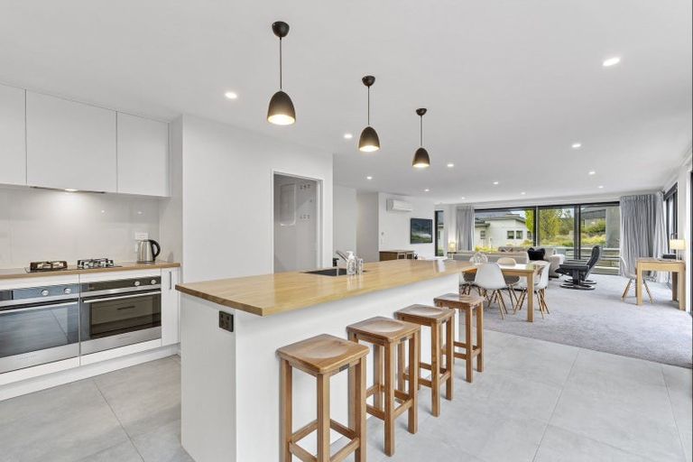 Photo of property in 6 Mills Road, Wanaka, 9305