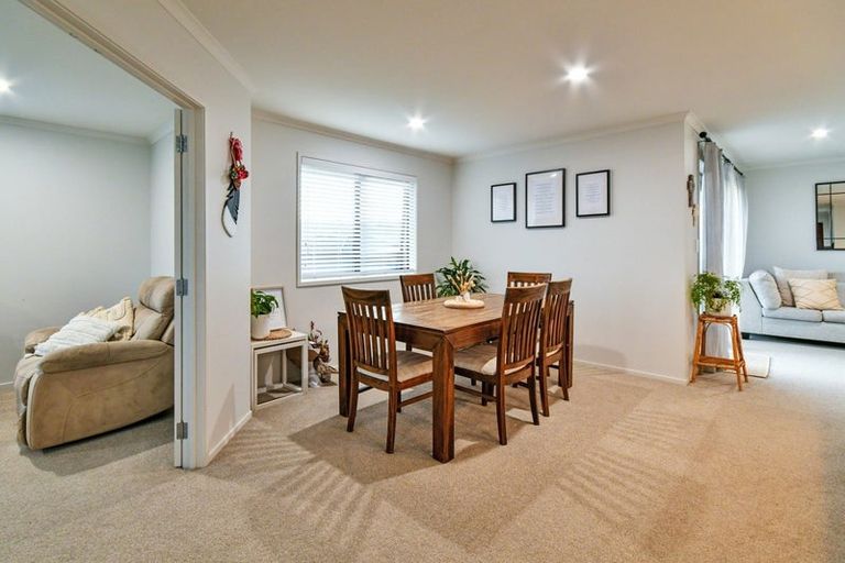 Photo of property in 66 Helenvale Crescent, Pokeno, 2402