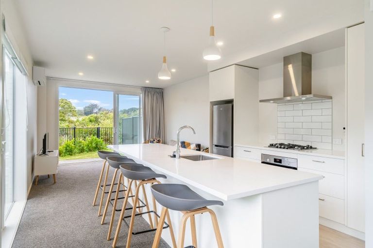 Photo of property in 54 Koreke Close, Kenepuru, Porirua, 5022