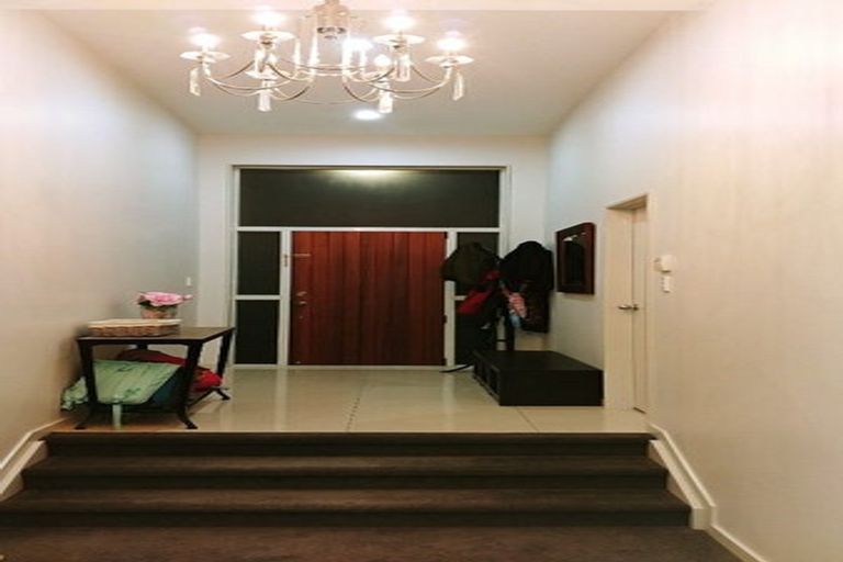 Photo of property in 630a East Coast Road, Pinehill, Auckland, 0630