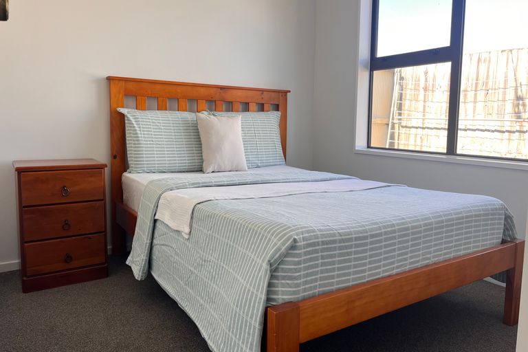 Photo of property in 1/3 Thornhill Place, Sockburn, Christchurch, 8042