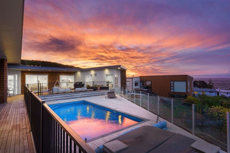 Photo of property in 175 Major Hornbrook Road, Mount Pleasant, Christchurch, 8081