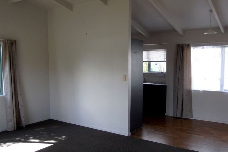 Photo of property in 2/35 Station Road, Te Kamo, Whangarei, 0112