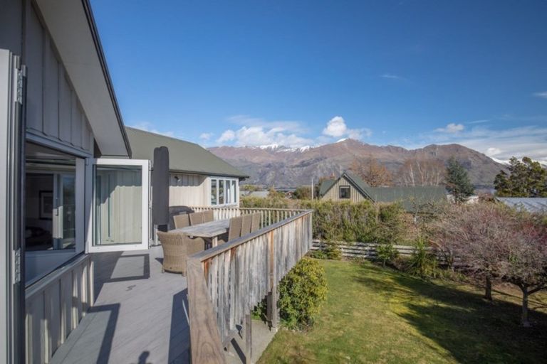 Photo of property in 15 Rowan Court, Wanaka, 9305