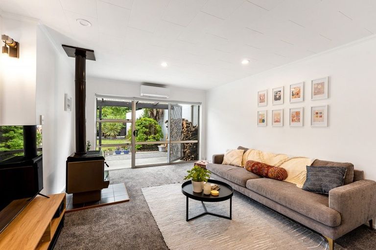 Photo of property in 9 Hair Street, Wainuiomata, Lower Hutt, 5014