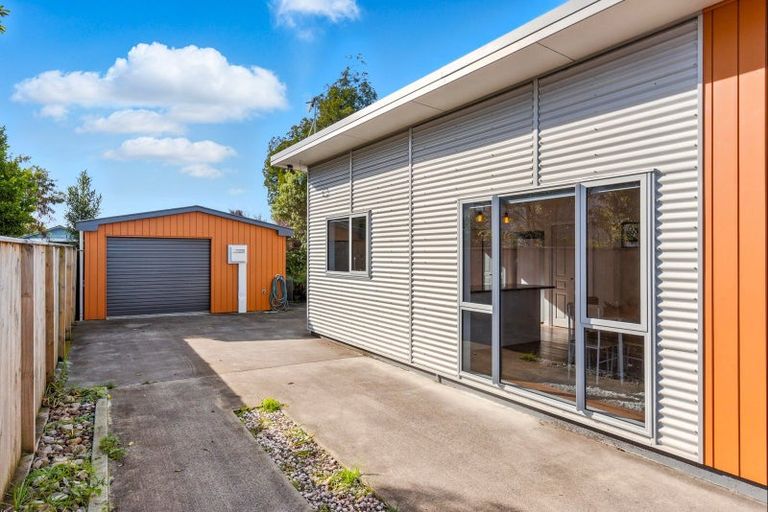 Photo of property in 37 Liverpool Street, Levin, 5510