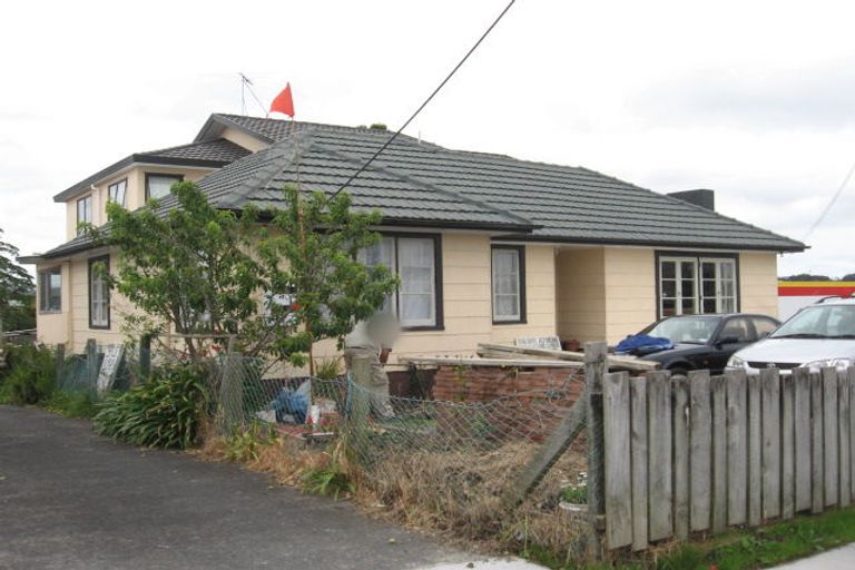Photo of property in 4024 Great North Road, Glen Eden, Auckland, 0602