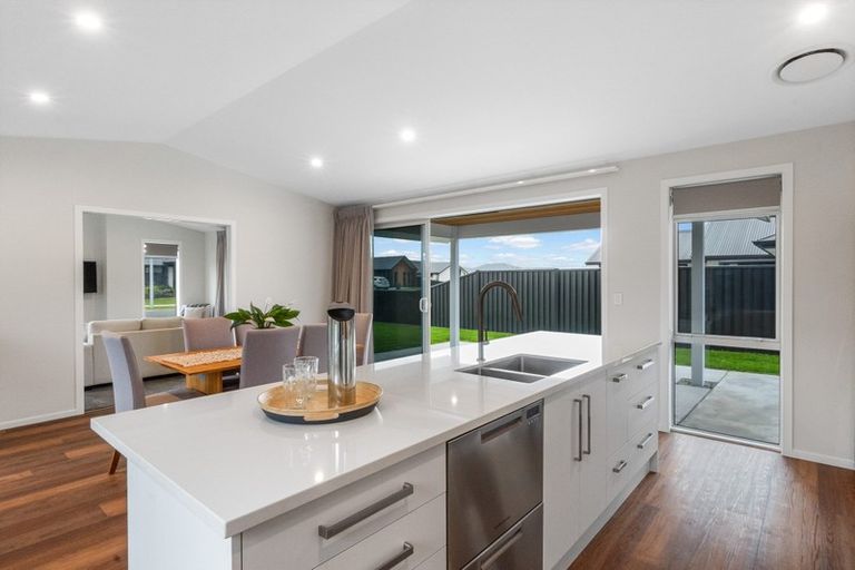 Photo of property in 52 Oak Ridge Drive, Te Awamutu, 3800