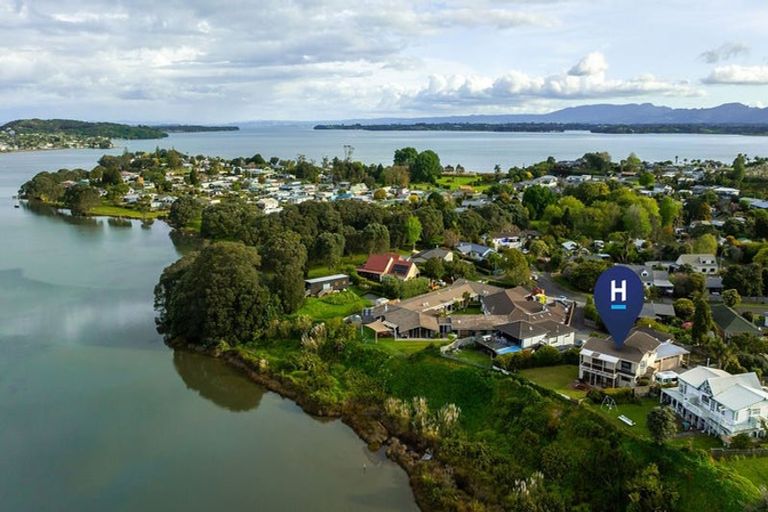 Photo of property in 16 Pohutukawa Drive, Athenree, Katikati, 3177