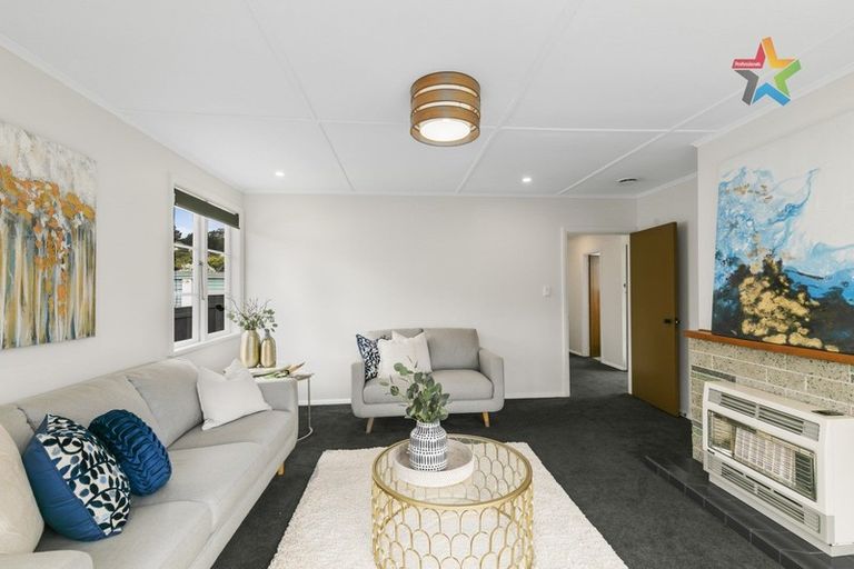 Photo of property in 350 Waiwhetu Road, Fairfield, Lower Hutt, 5011