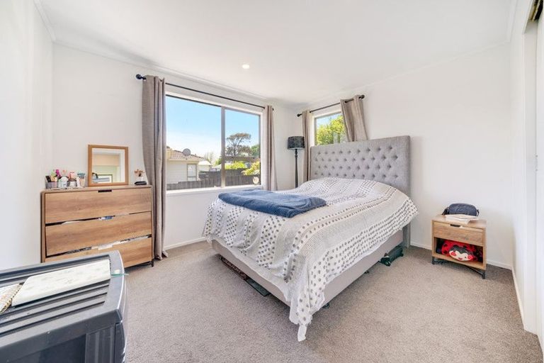 Photo of property in 5 Rako Place, Manurewa, Auckland, 2102