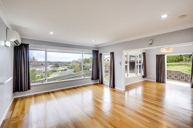 Photo of property in 37 Joll Road, Havelock North, 4130