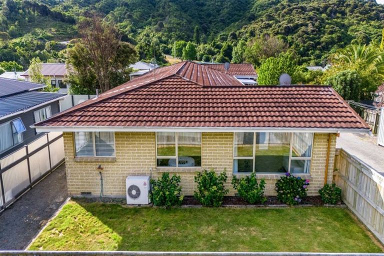 Photo of property in 131a Waikawa Road, Picton, 7220