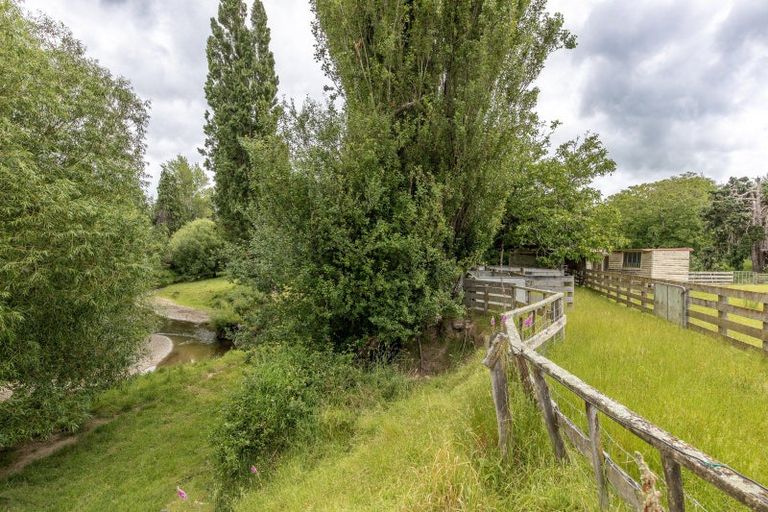 Photo of property in 36 Riverdale Road, Dannevirke, 4930