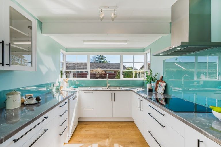 Photo of property in 31 Nimmo Avenue, Waikanae, 5036