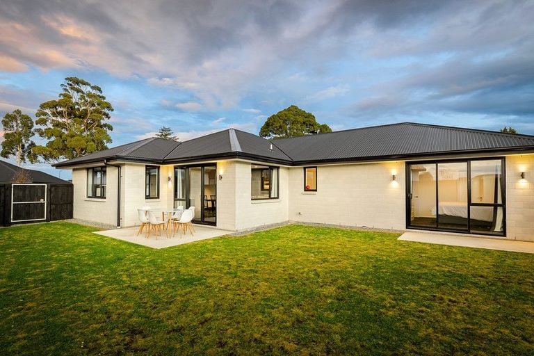 Photo of property in 22 John Raven Lane, Woodend, 7610