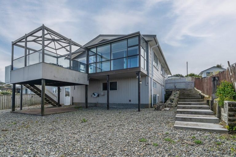 Photo of property in 46 Cypress Drive, Maungaraki, Lower Hutt, 5010