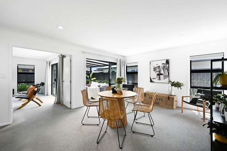 Photo of property in 1 Hebe Crescent, Papamoa Beach, Papamoa, 3118