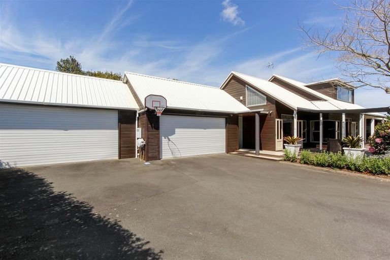 Photo of property in 76a Branch Road, Highlands Park, New Plymouth, 4312