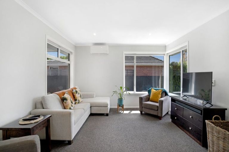 Photo of property in 9 Mottram Street, Redwood, Christchurch, 8051