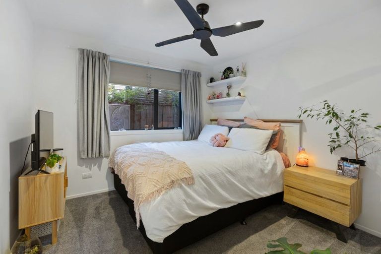 Photo of property in 43 Oceania Sands Way, Papamoa Beach, Papamoa, 3118