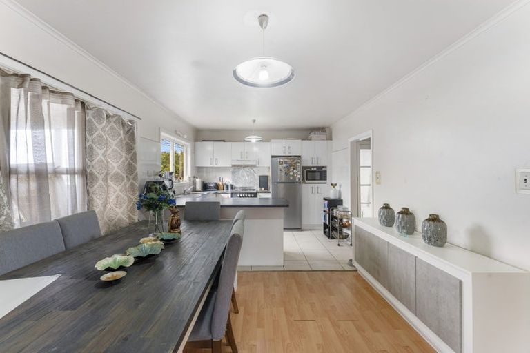 Photo of property in 21 Tawa Crescent, Manurewa, Auckland, 2102