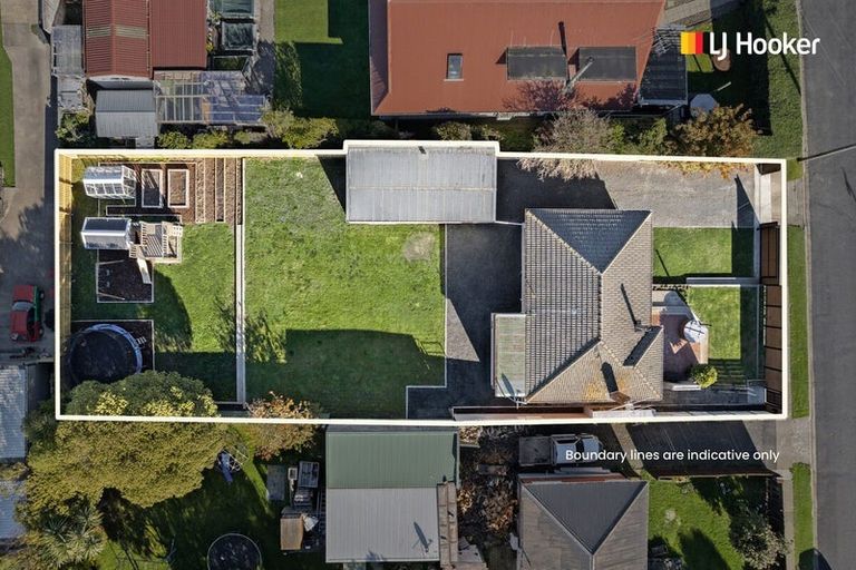 Photo of property in 28 Delta Drive, Waldronville, Dunedin, 9018