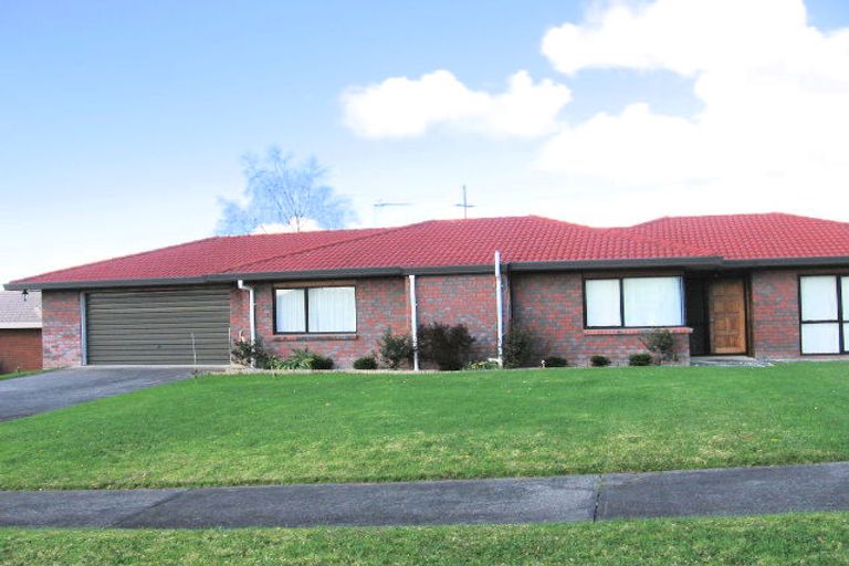 Photo of property in 15 Stanford Street, Albany, Auckland, 0632