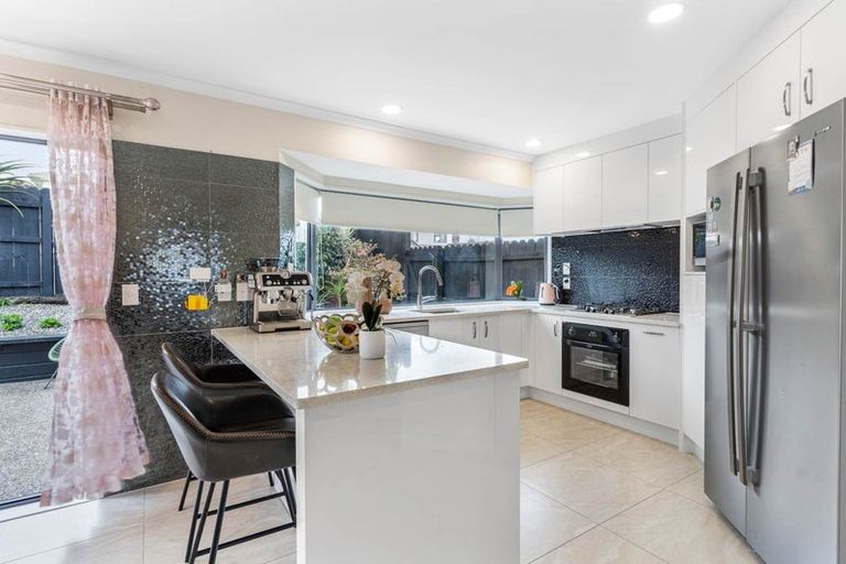 Photo of property in 36a Edendale Road, Somerville, Auckland, 2014