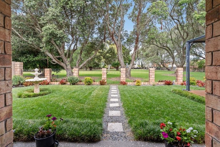 Photo of property in 165a Centreway Road, Orewa, 0931