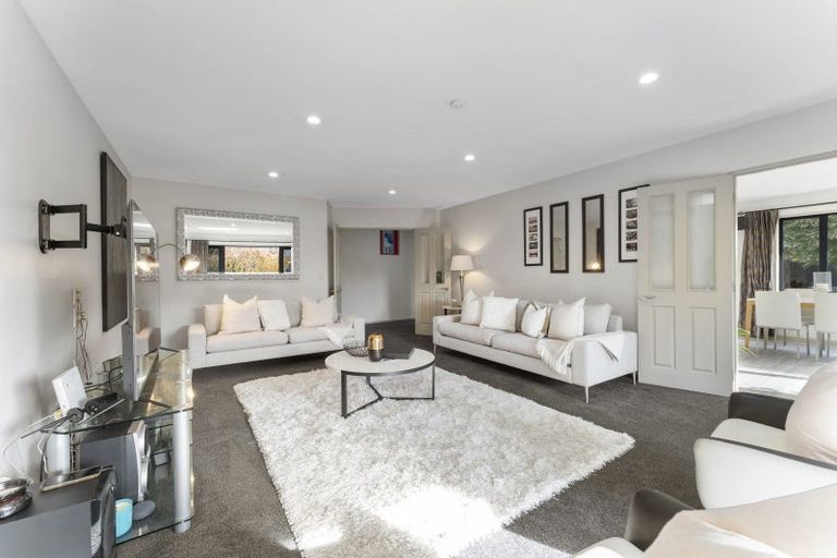 Photo of property in 5 Hideaway Gate, Parklands, Christchurch, 8083