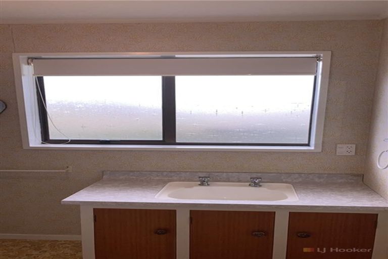 Photo of property in 12 Browns Avenue, Waimate, 7924