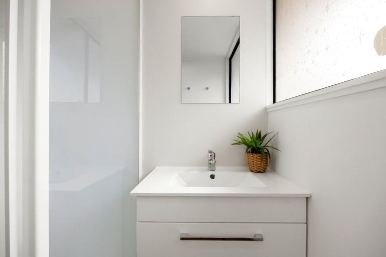 Photo of property in 14 Tupelo Street, Pukete, Hamilton, 3200