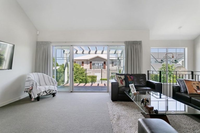 Photo of property in 29 Chateau Crescent, Rangatira Park, Taupo, 3330