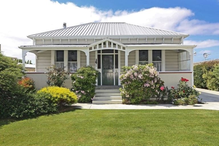 Photo of property in 206 Lascelles Street, Saint Leonards, Hastings, 4120