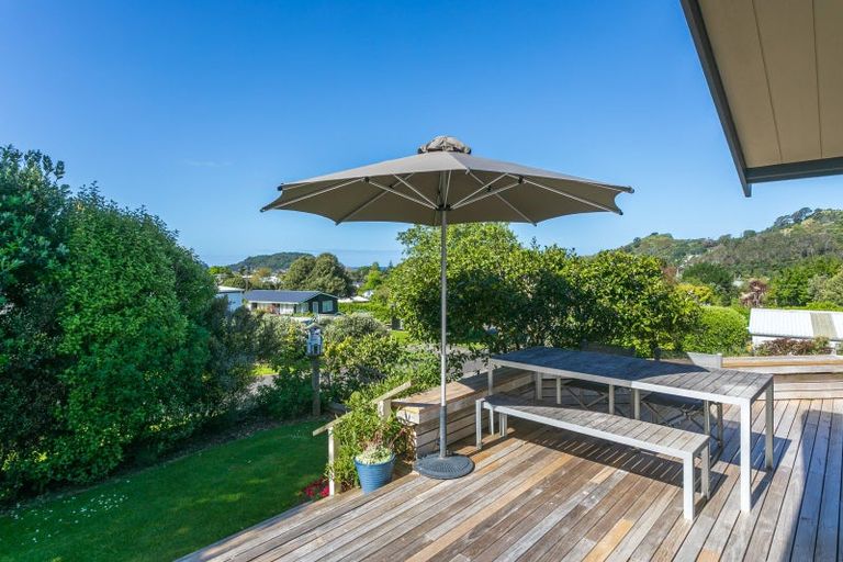 Photo of property in 2 Emmerdale Drive, Hahei, Whitianga, 3591