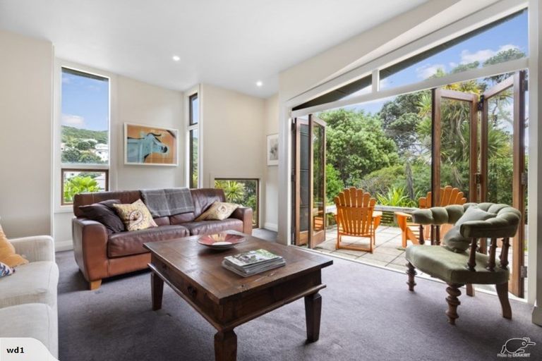 Photo of property in 87 Clyde Street, Island Bay, Wellington, 6023