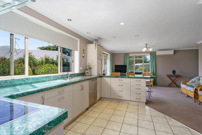 Photo of property in 5 Boulton Place, Cambridge, 3434