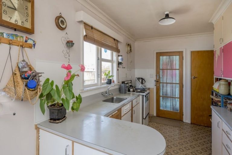 Photo of property in 162 Bartholomew Road, Levin, 5510