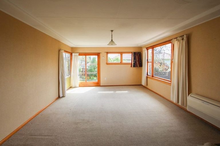 Photo of property in 25 Perth Street, South Hill, Oamaru, 9400