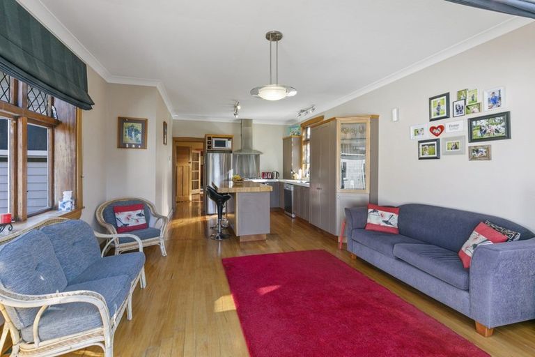 Photo of property in 17 Burnside Street, Waterloo, Lower Hutt, 5011