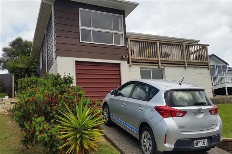 Photo of property in 66 Kia Ora Road, Beach Haven, Auckland, 0626